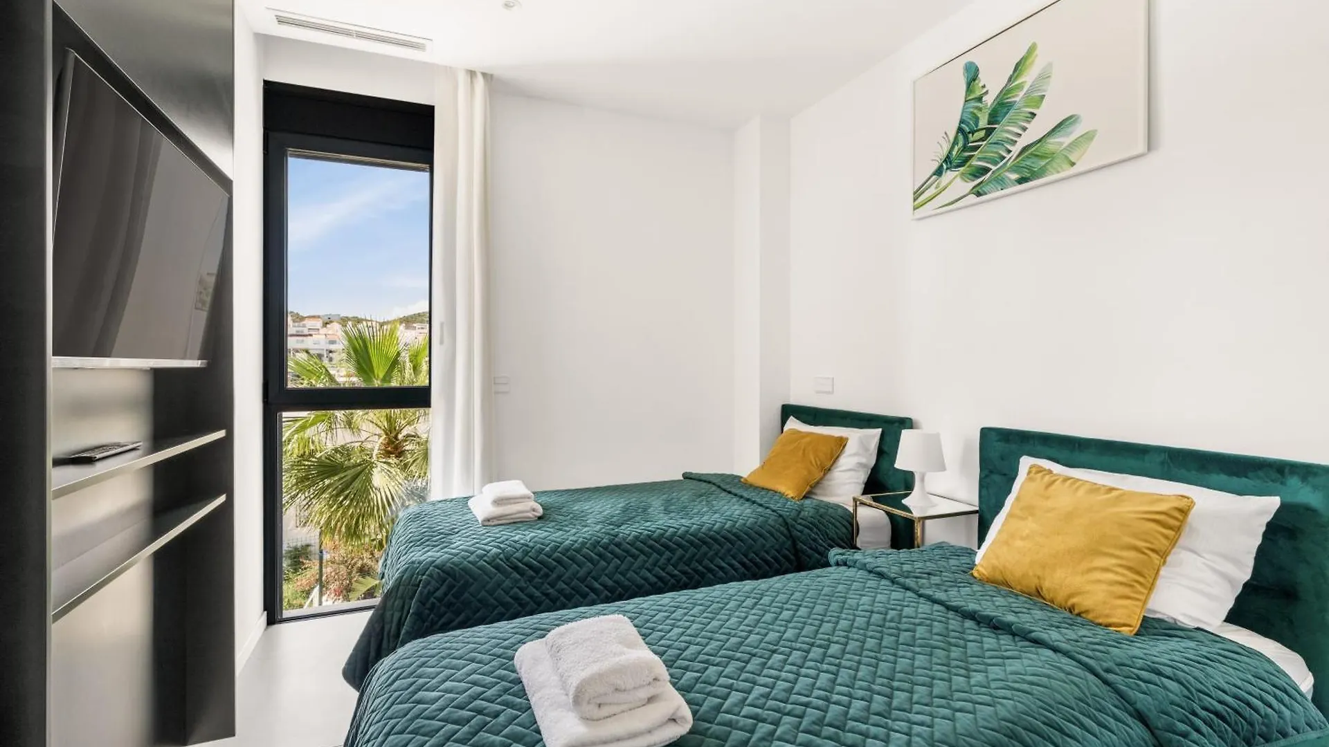 Luxury Apartment Agnieto - The View Fuengirola 0*,